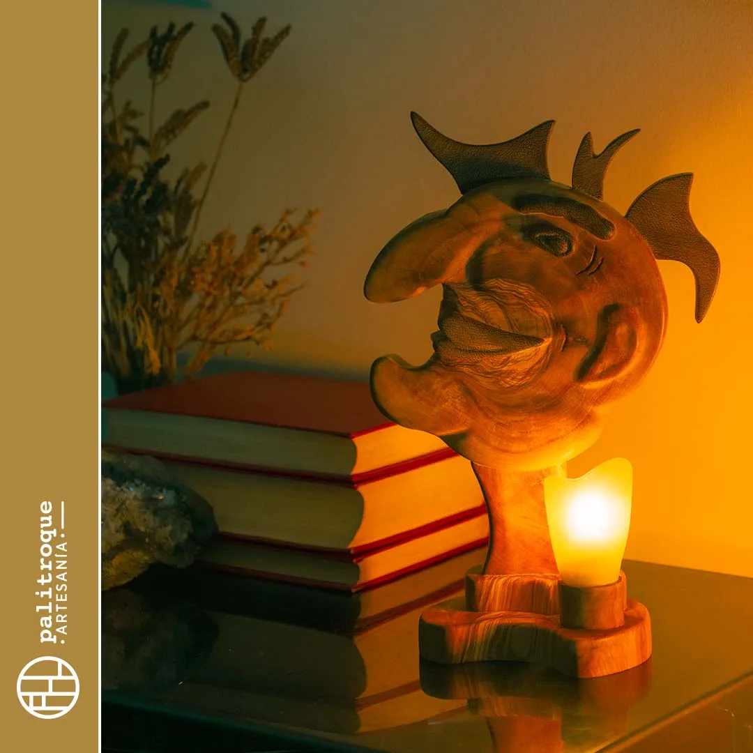 Lámpara Artesanal Cuervo Blanco - Palitroque Artesanía - Lámpara Escultural - Iluminación - Ambiente