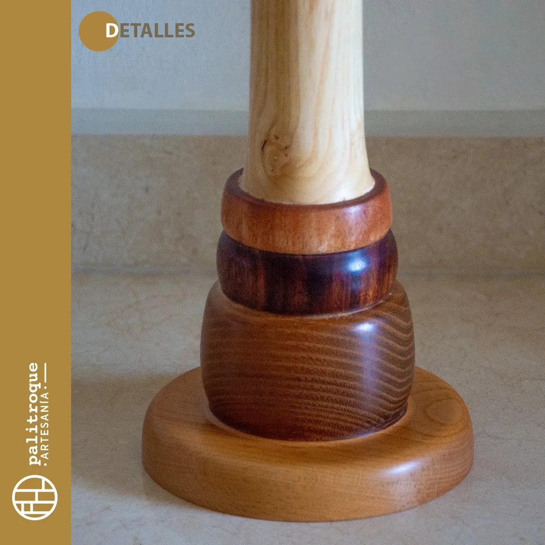 Totem - Pedestal Artesanal Tótem - Palitroque Artesanía - Detalles